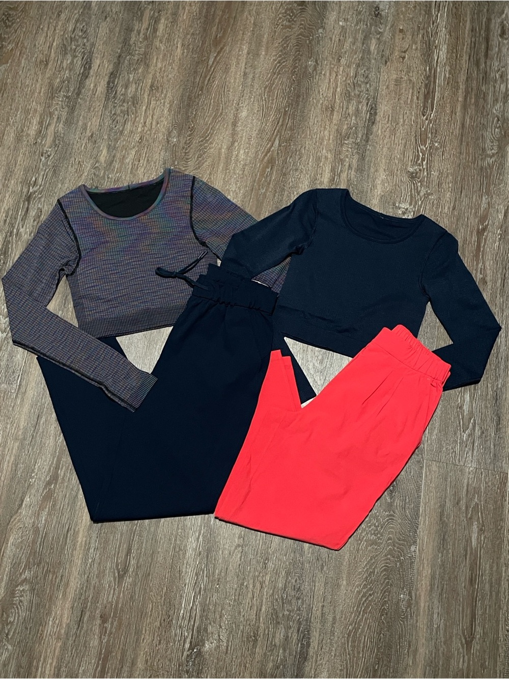 EUC Lululemon Interchangeable Bundle. Size 6